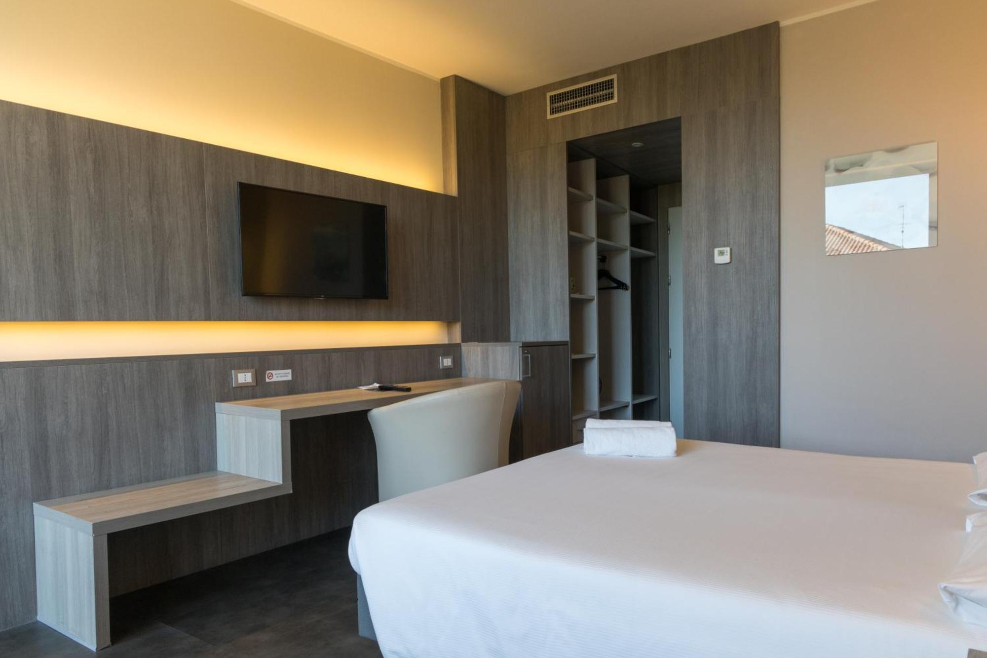 Poggio Hotel Аренцано Экстерьер фото